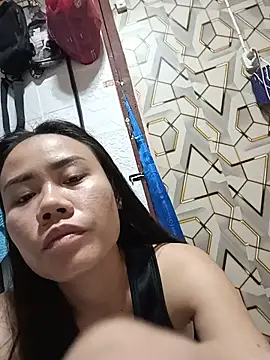 sexhot 22 online show from June 2, 10:33 pm