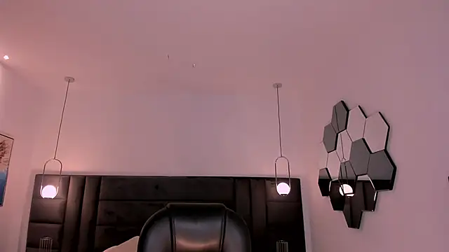 AgathaKondo  online show from April 15, 8:53 pm