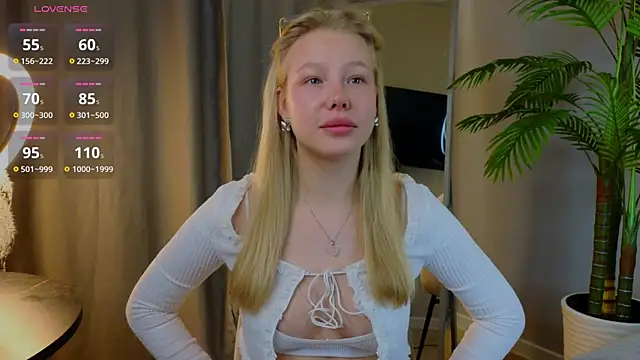 emilyshepar d online show from September 23, 2:21 am