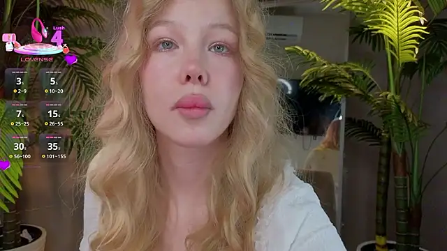 emilyshepar d online show from March 3, 3:56 am