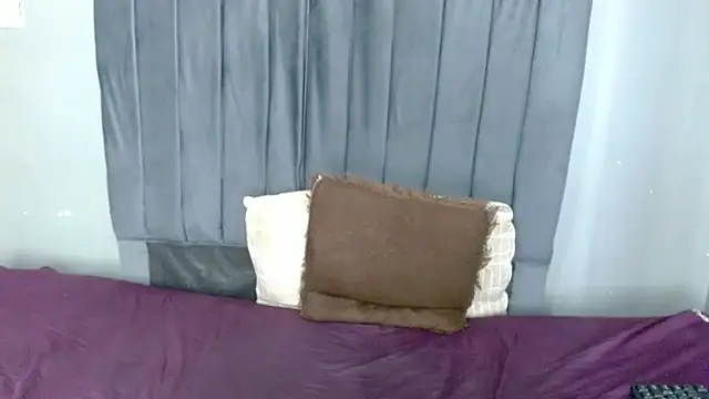 ChubbyBuddyxXx online show from March 24, 9:20 pm