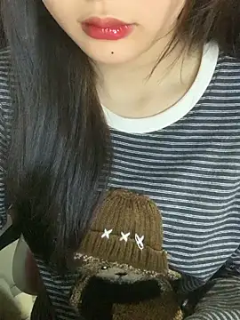 Linhtruong  online show from December 15, 4:18 am