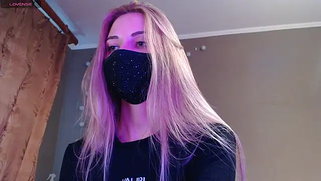 Iris lave online show from September 24, 3:44 pm