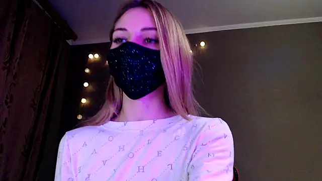 Iris lave online show from January 18, 3:41 pm