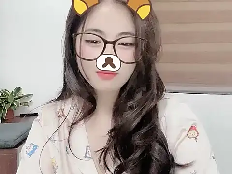 Amelia-babee online show from September 13, 11:40 am