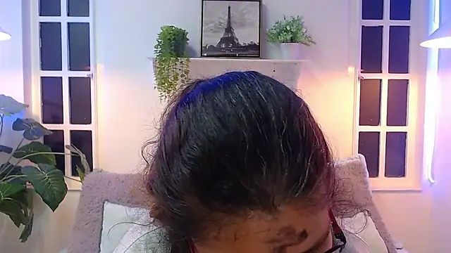 Linda banks  online show from February 19, 2:00 am