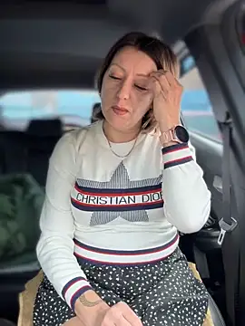 Milena-MilfaXXX online show from February 4, 4:37 am