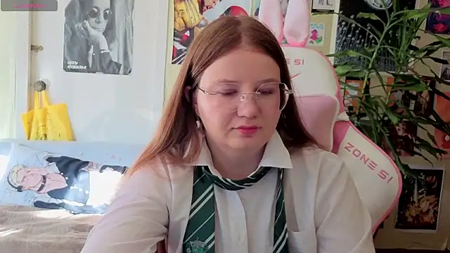 Sienna-Cow online show from October 1, 11:48 am