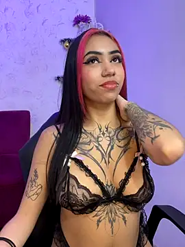 sara dias online show from December 22, 10:02 pm