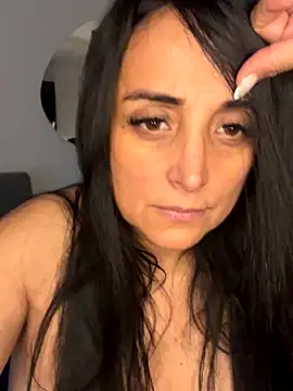 hotadhara01 online show from December 2, 2:30 pm