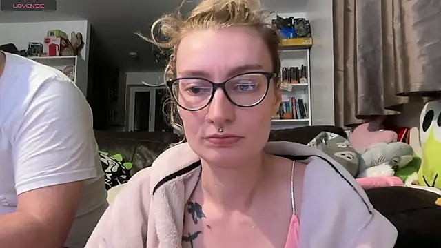 harleyblair online show from January 14, 11:21 pm