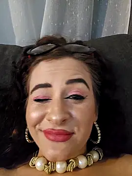 ShineBright88 online show from November 25, 8:42 pm