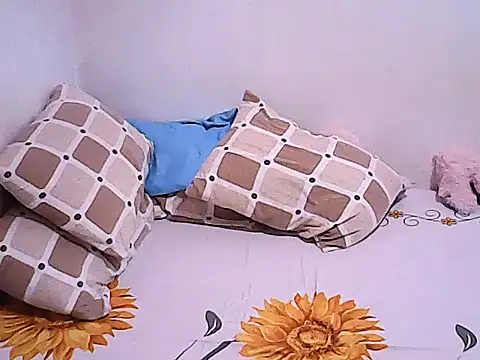Sweetyummybabygirl online show from July 2, 7:36 am
