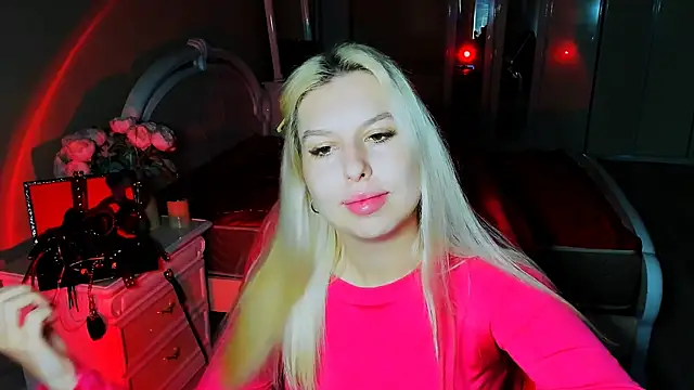 ChloeRicc online show from October 29, 6:50 am