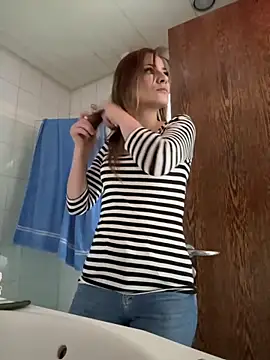 IsabellaEtha online show from September 24, 7:51 am