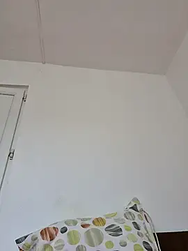 Vera Elle online show from April 17, 6:04 am