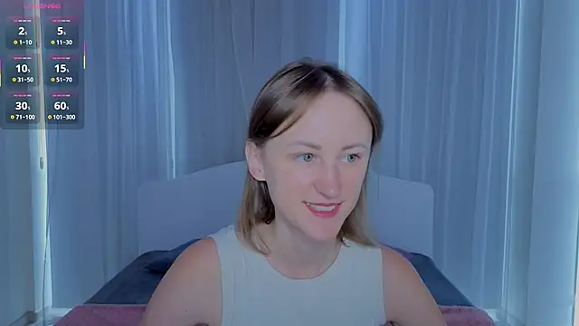 LuluChiiii online show from September 17, 10:24 am