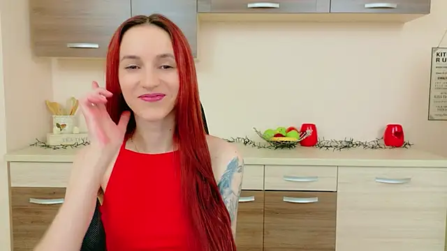 Julia Jae online show from February 5, 7:33 am