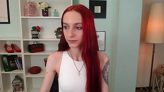 Julia Jae online show from September 13, 6:21 am