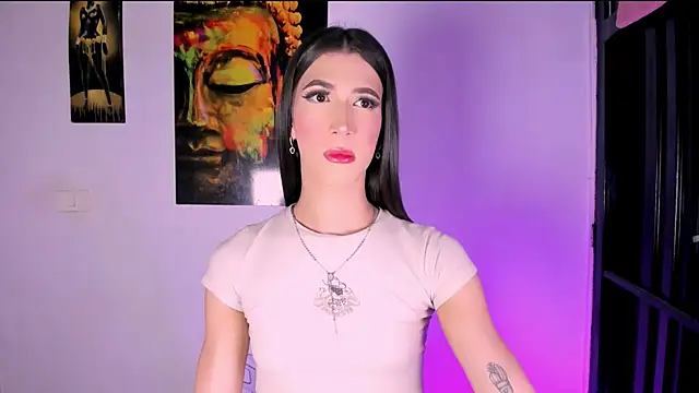 fhalon foxxxys  online show from August 5, 7:26 am