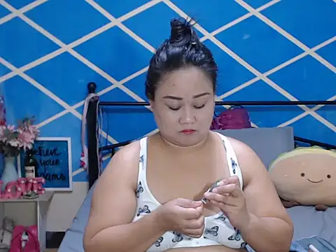 jengrey online show from September 9, 4:40 pm