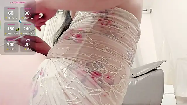 fox-yiyi online show from September 16, 8:00 am