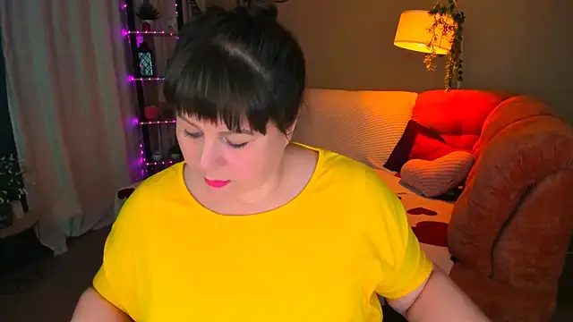 CrystaalStaar online show from June 9, 7:24 pm