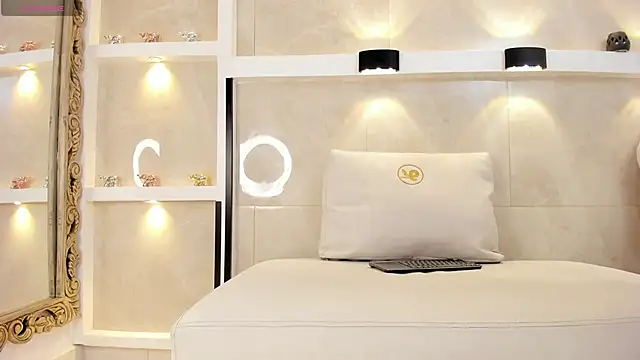 chloe murray online show from September 9, 7:24 pm