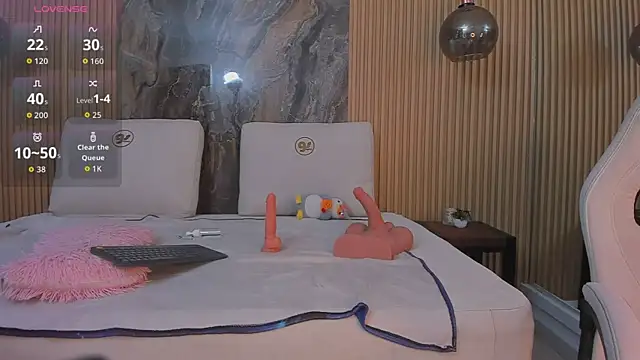 chloe murray online show from September 19, 7:57 pm