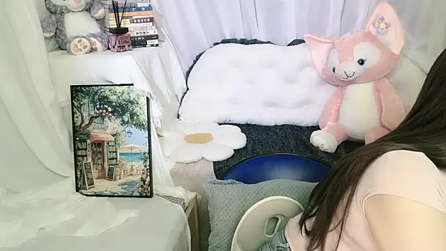 Emmaq996 online show from April 15, 8:15 am