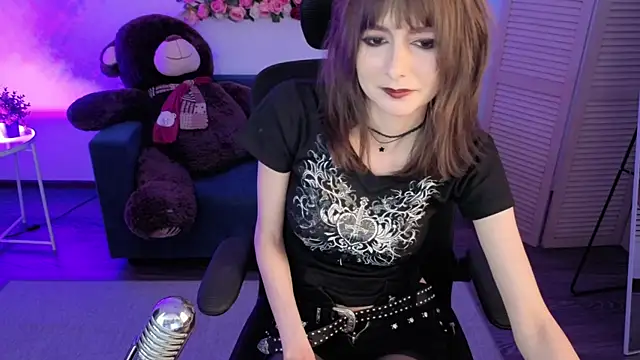 CrystallBloom online show from April 25, 4:59 am