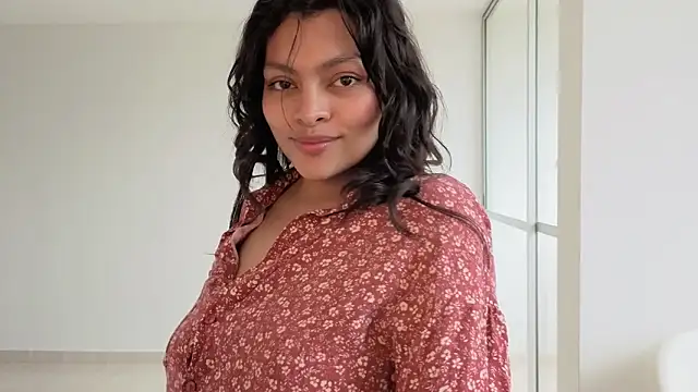 Candela    online show from October 3, 7:52 pm