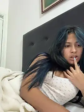 lynn9000 online show from February 19, 4:12 am