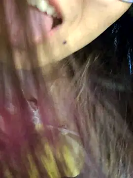 Bee sweet online show from March 5, 12:34 pm