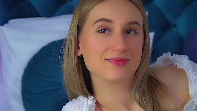 VictoriaHopsons online show from November 25, 6:31 pm