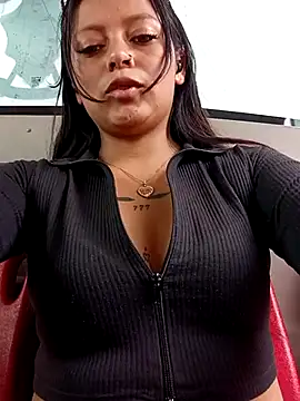 LunaHot 777 online show from February 4, 7:17 pm