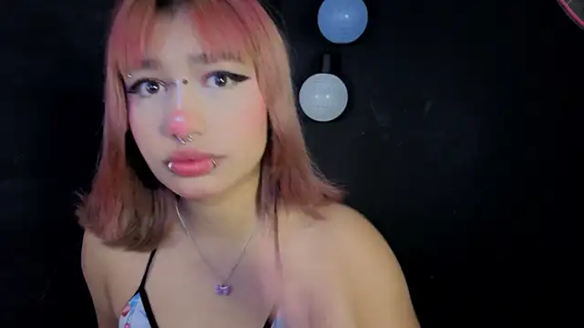 zoelight18 online show from October 2, 9:36 am