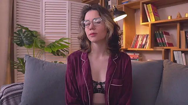 Sunny Teaze online show from February 27, 7:19 am