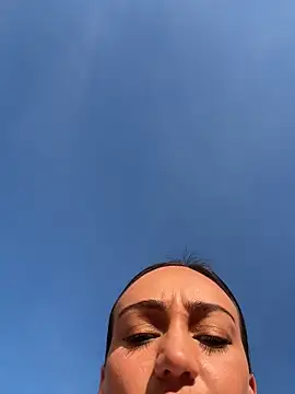 Ninabigtitied online show from September 16, 4:59 pm