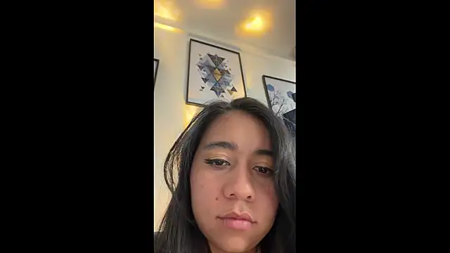 Lily June online show from March 4, 7:09 pm