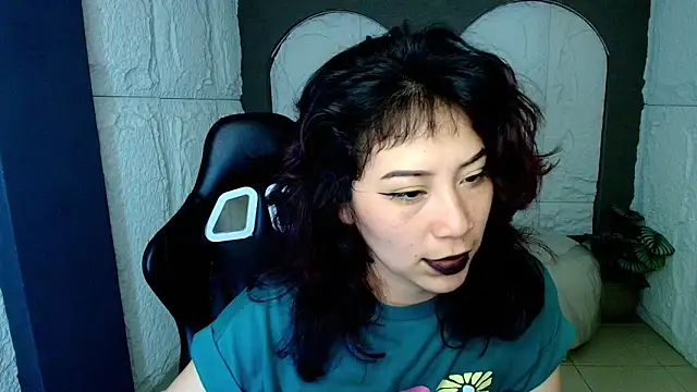 valentina r  online show from April 17, 3:08 am