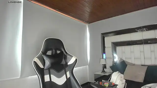 Adhara7 online show from October 1, 7:30 pm