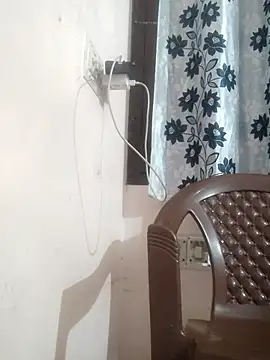 poojam93 online show from March 3, 2:28 am