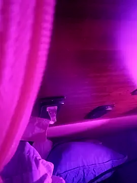 sarahkat86 online show from September 21, 2:21 am