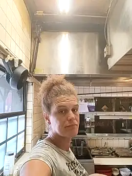 sarahkat86 online show from September 30, 5:40 pm