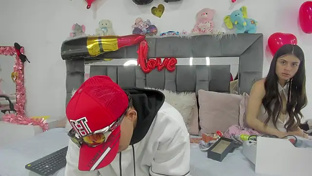 Jade rey  online show from February 12, 2:24 am