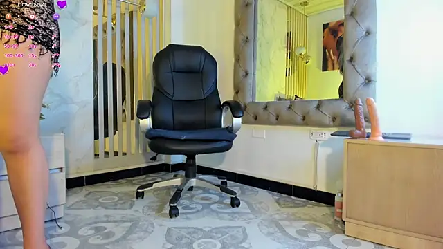 Ariagh  online show from September 12, 7:21 pm