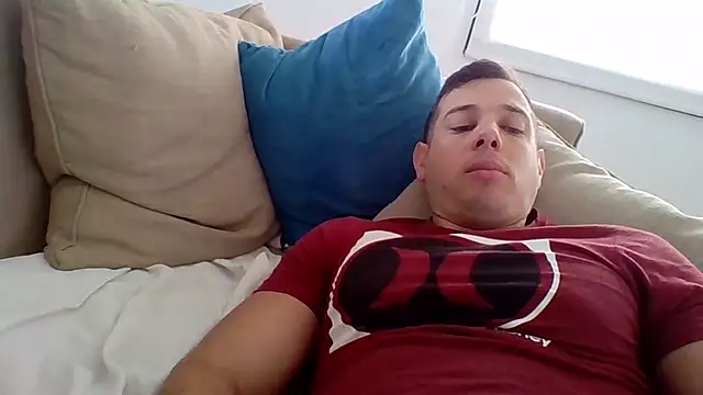 luca23millo90 online show from October 19, 5:37 pm