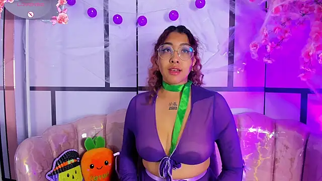 Olivejoness online show from October 23, 5:24 am