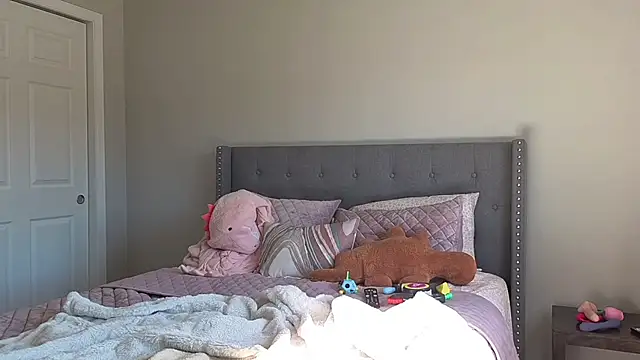 bambifarrina online show from October 8, 5:39 pm